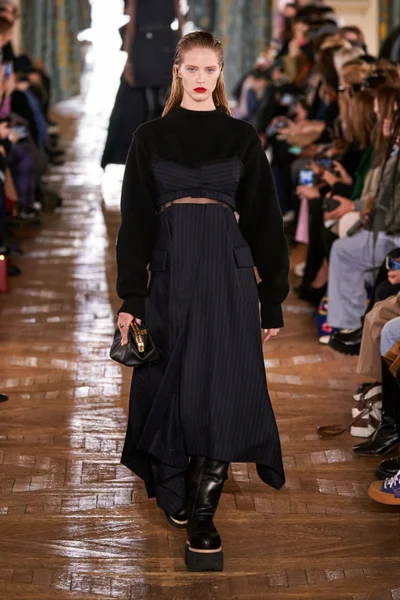 Look 9